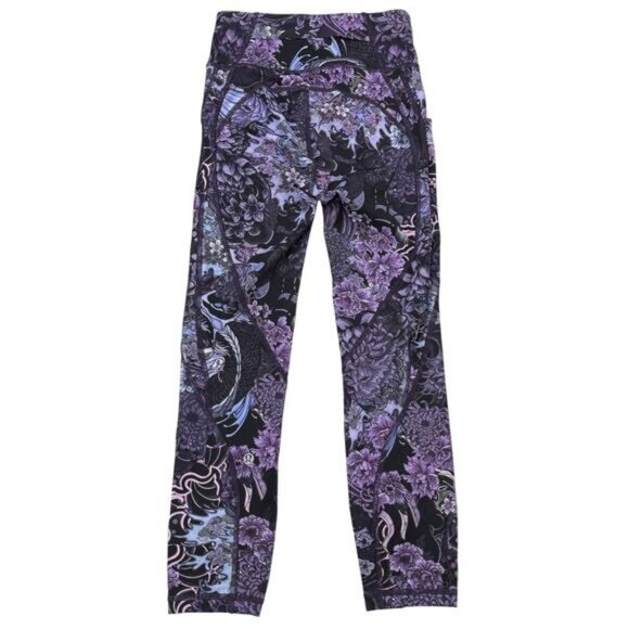 Lululemon Time To Sweat Crop Luxtreme 23" In Memoir Multi Purple Size 2 - Picture 4 of 7